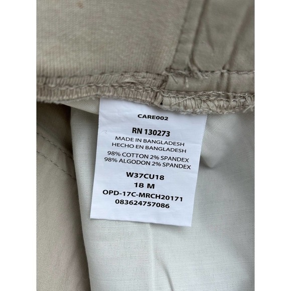 Riders by Lee Mid Rise Adjustable Length Short 18W NWT - Picture 9 of 9